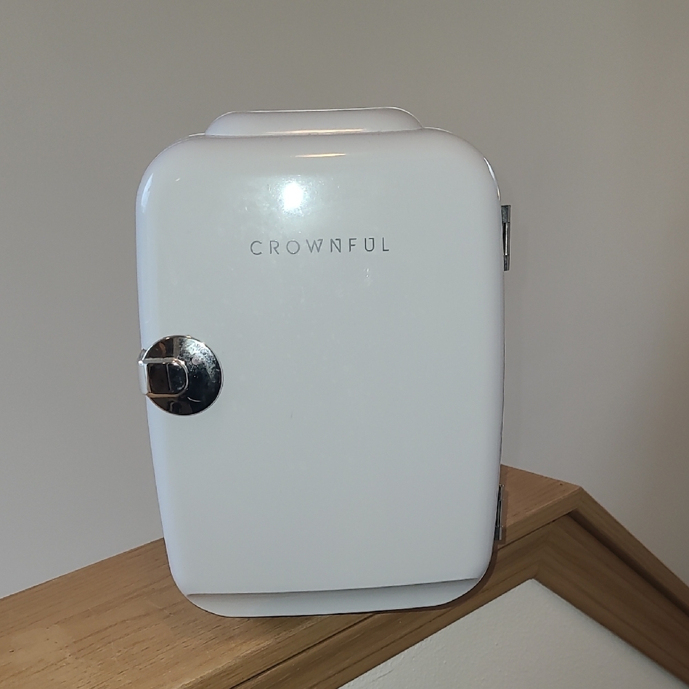 Crownful White Compact Fridge